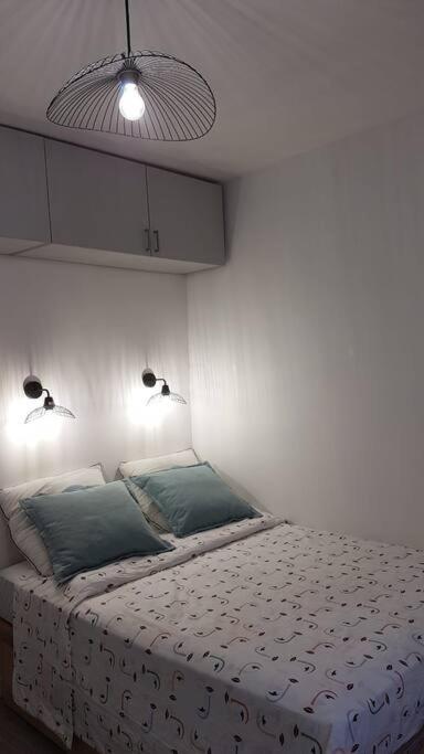 Studio Cosy, Quartier Canal Saint-Martin 巴黎 外观 照片